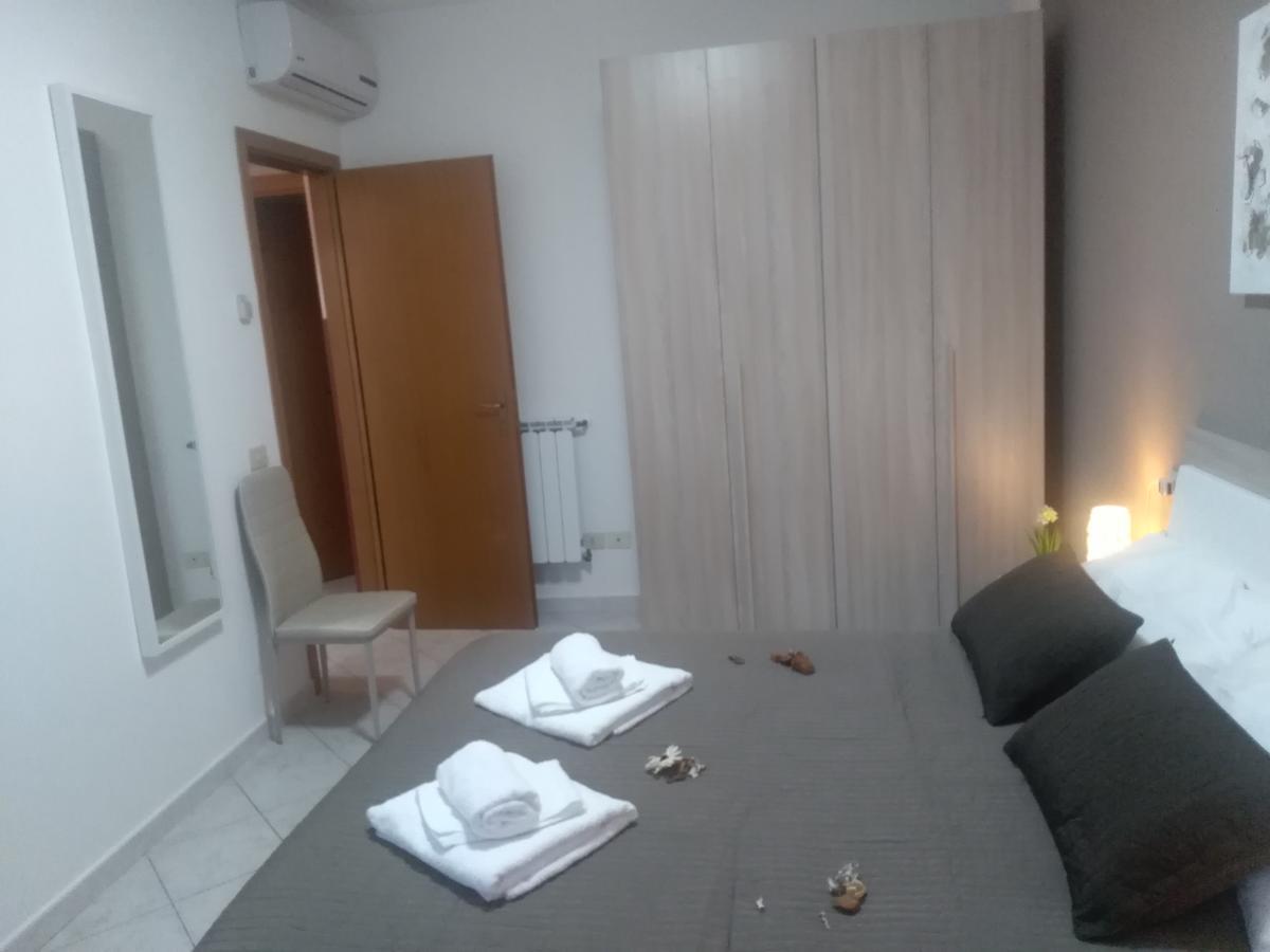 Perla Del Mare Affittacamere Кампофеліче-ді-Роччелла Екстер'єр фото